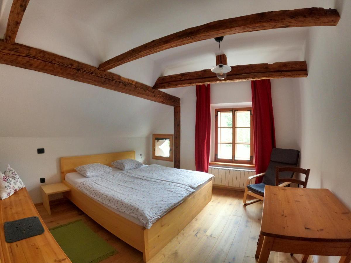 Juvanova Hous - Rooms Luče Exteriör bild