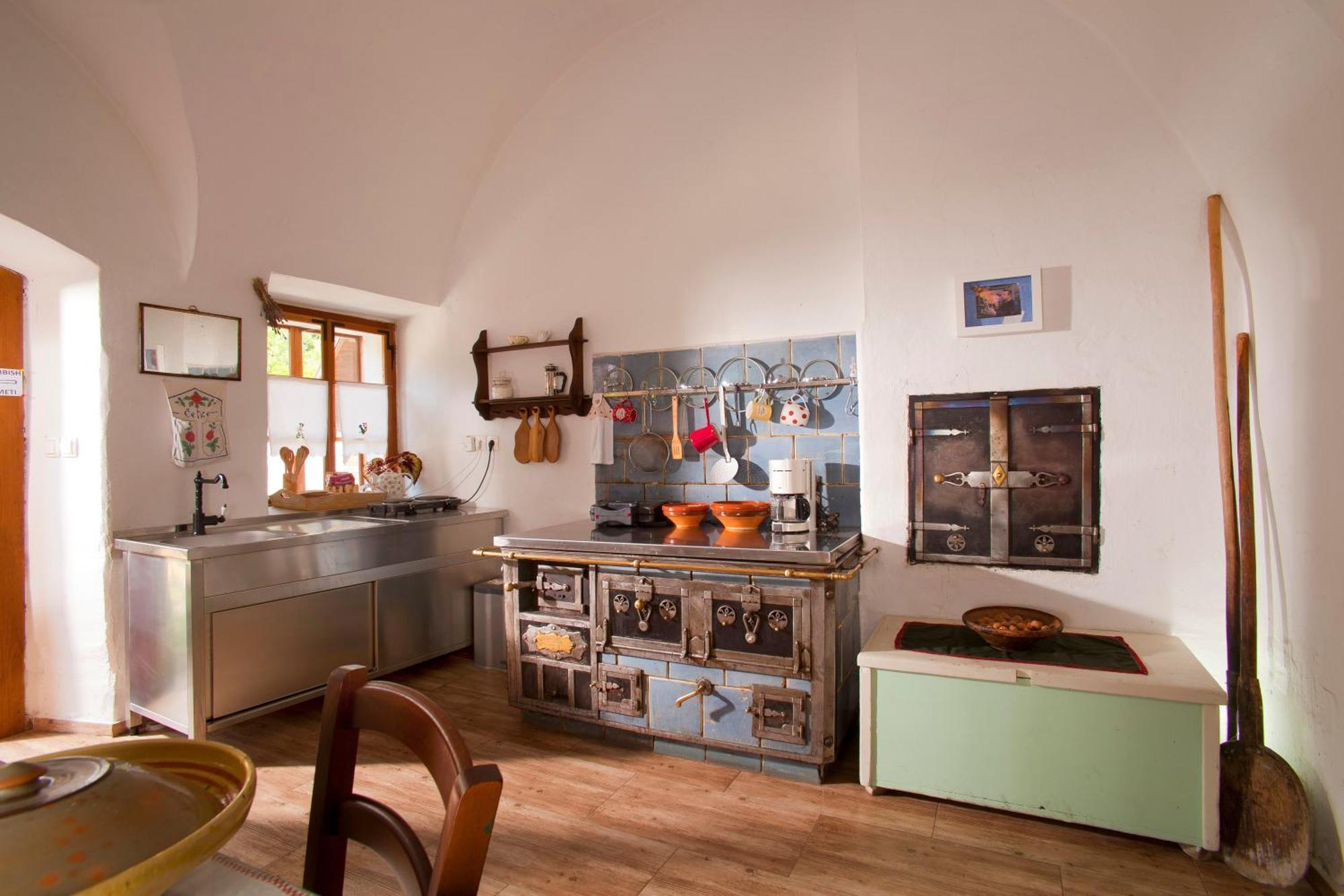 Juvanova Hous - Rooms Luče Exteriör bild